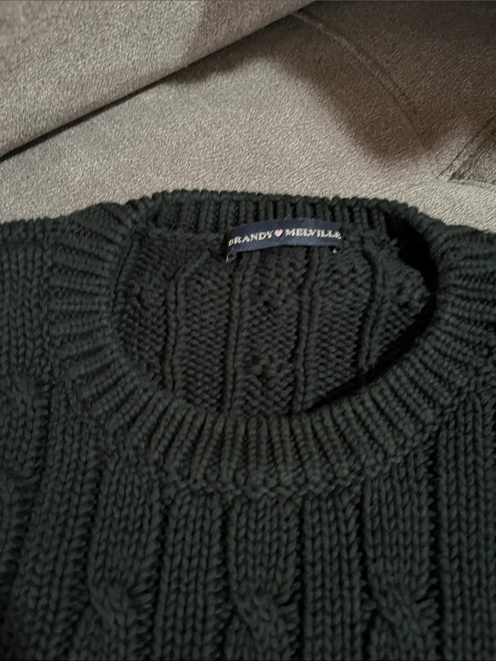 Brandy Melville Forest Green Cable Knit Crewneck Sweater - Picture 2 of 5